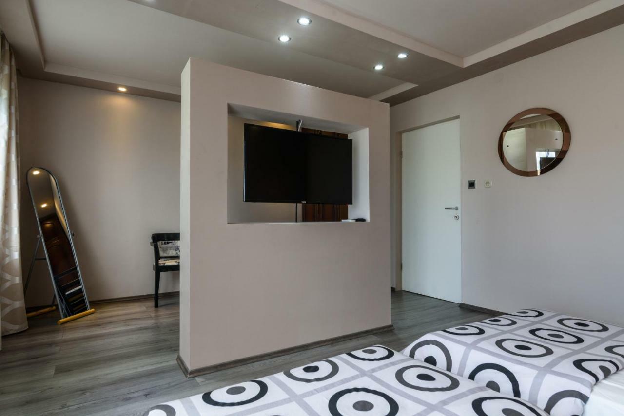 Apartments Lara - Split Croatia Екстериор снимка